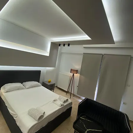 Central Appartment3 With Parking Larissa Exterior photo